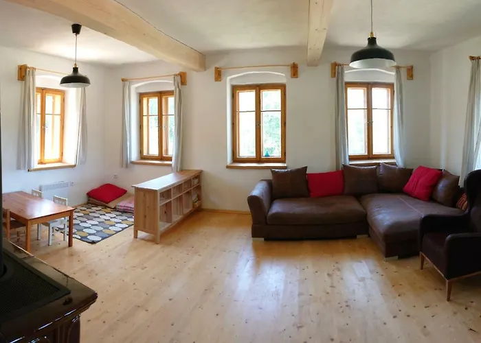 Villa U Potoka *